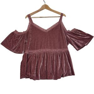 City Streets Cold Shoulder Top Plus Size 1X  Velvet Holiday Babydoll Y2K
